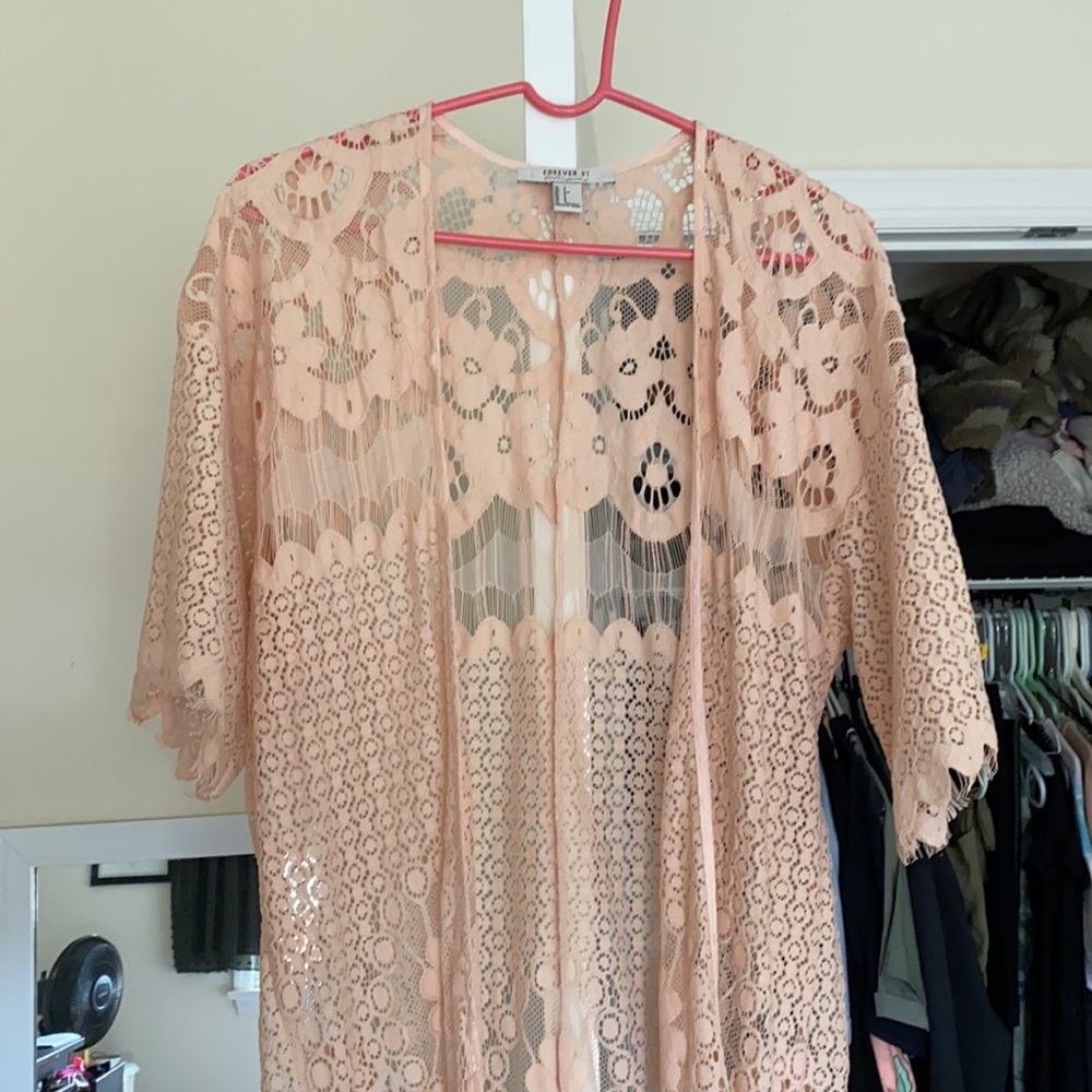 FOREVER21 Blush lace floral kimono! ✨✨✨